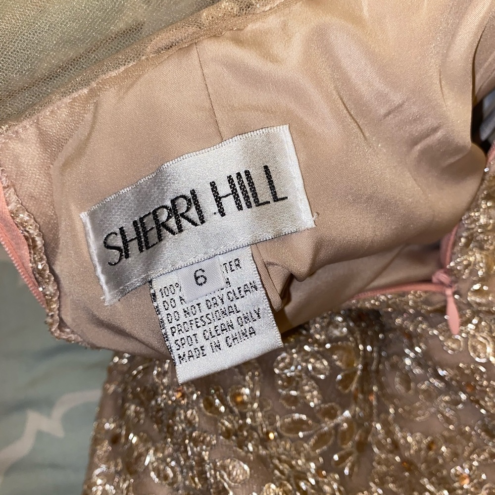 Sherri Hill champagne color gown sz 6 - Picture 4 of 14